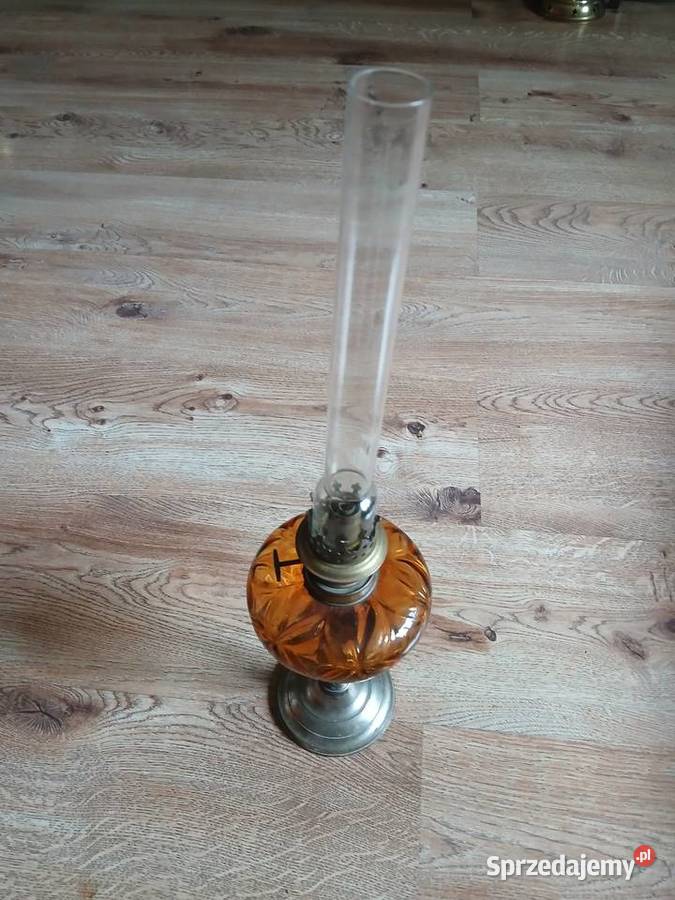 Lampa naftowa