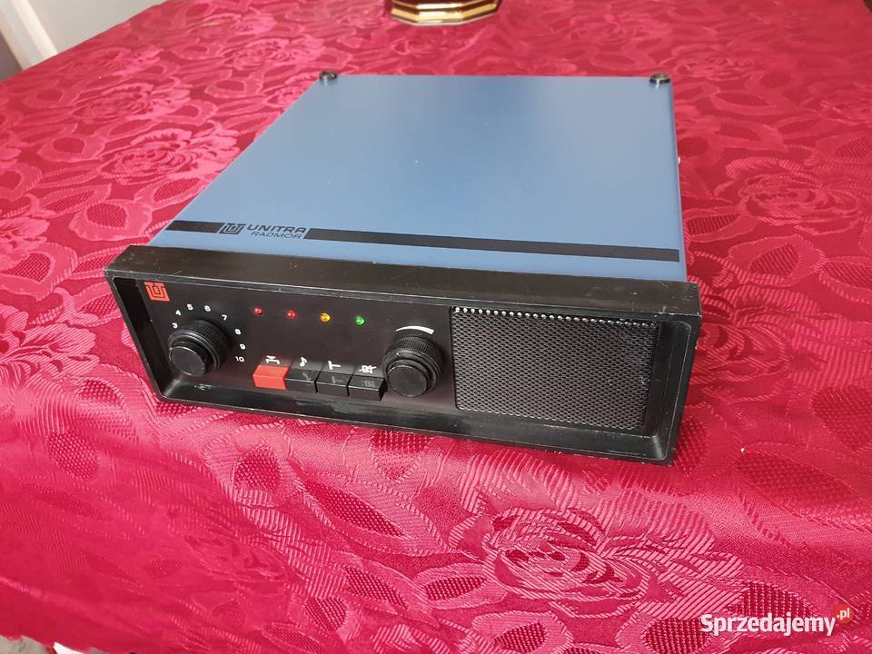 Stara zabytkowa radiostacja radiotelefon Unitra