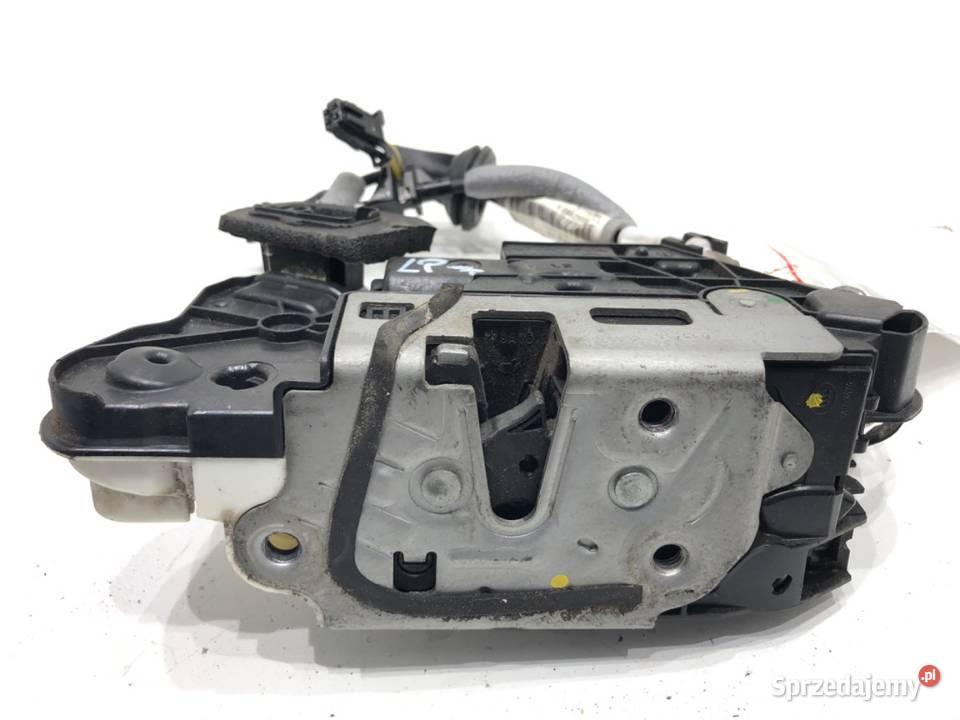 ZAMEK DRZWI LEWY PRZÓD VW PASSAT B8 Kombi podkarpackie