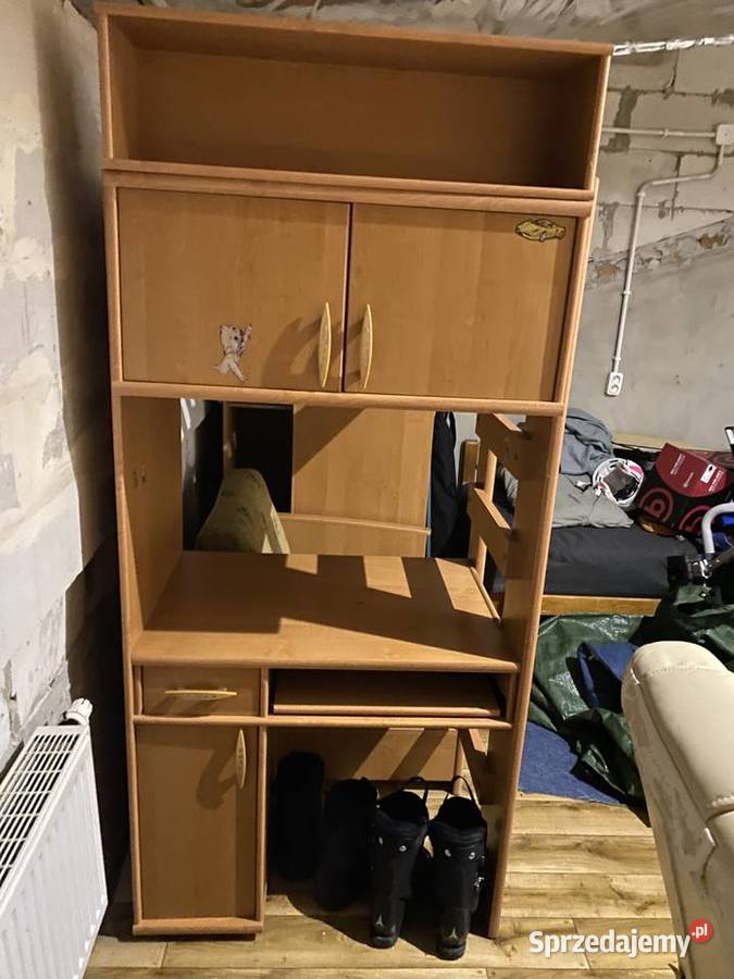 łóżko piętrowe szafa biuirko sofa sprzedam