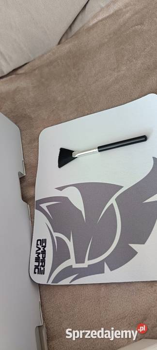 Klawiatura z myszką Drezdenko sprzedam