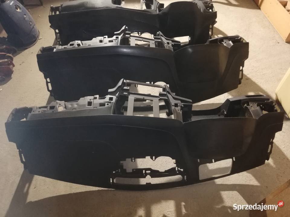 3 X KONSOLA VOLVO XC 90 NIEKOMPLETNE 300 Zbaków Górny