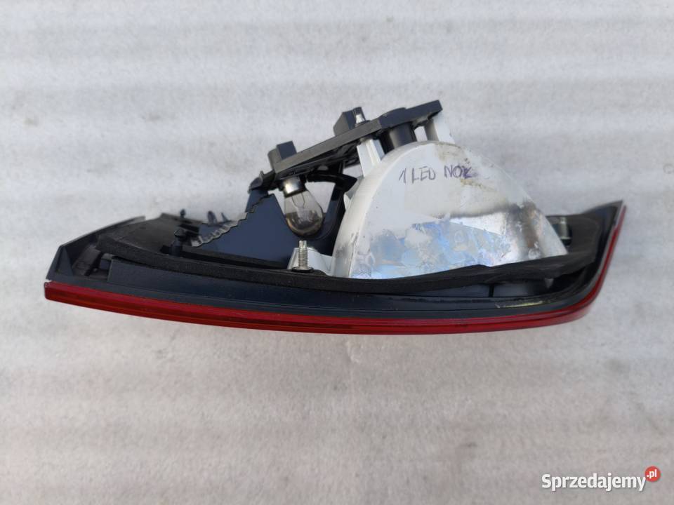 Lampa Prawy Tył Tylna Prawa W Klapę Ford Galaxy