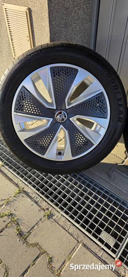 Oryginalne Koła Skoda Kamiq R17 KaroqOpony Jelcz-Laskowice sprzedam