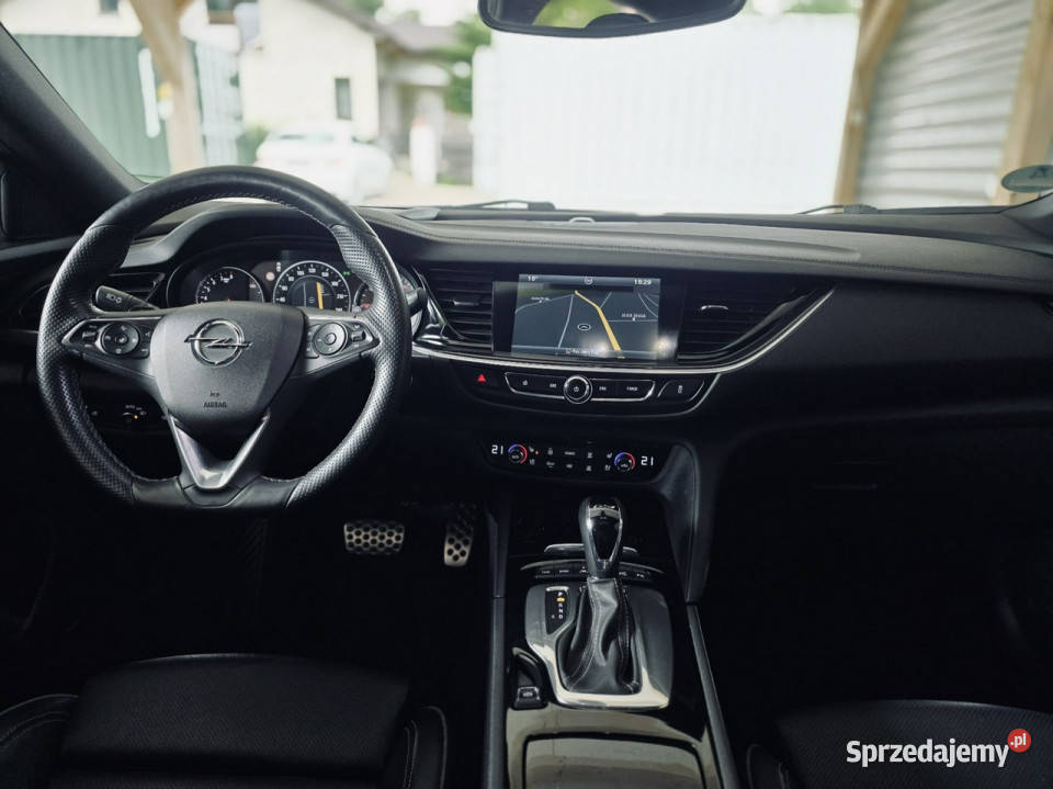 Opel Insignia GSi Grand Sport 20 Turbo 4x4 B 260KM Tenczynek
