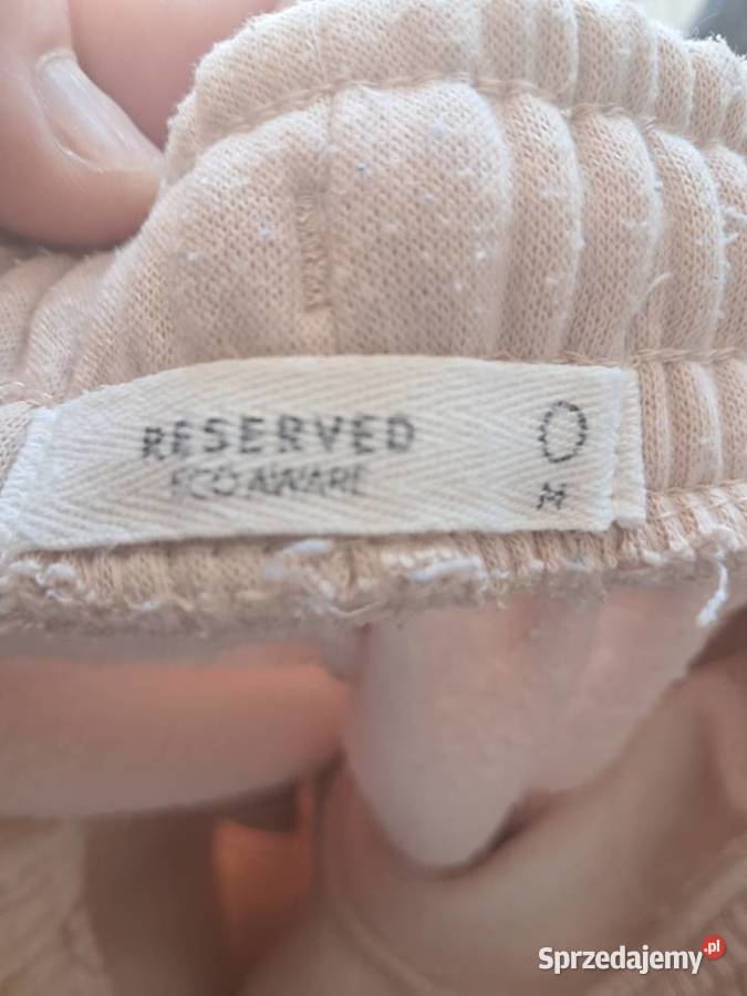spodnie dresowe reserved rozmiar M stan db Spodnie Sandomierz