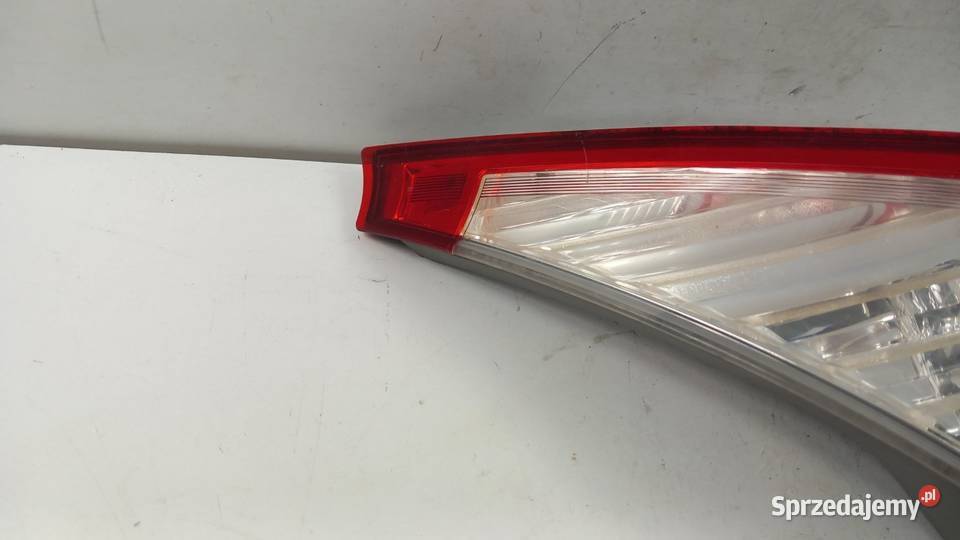 RENAULT MEGANE III HB LAMPA TYŁ LEWA W KLAPĘ Światła stop Zbierkowo