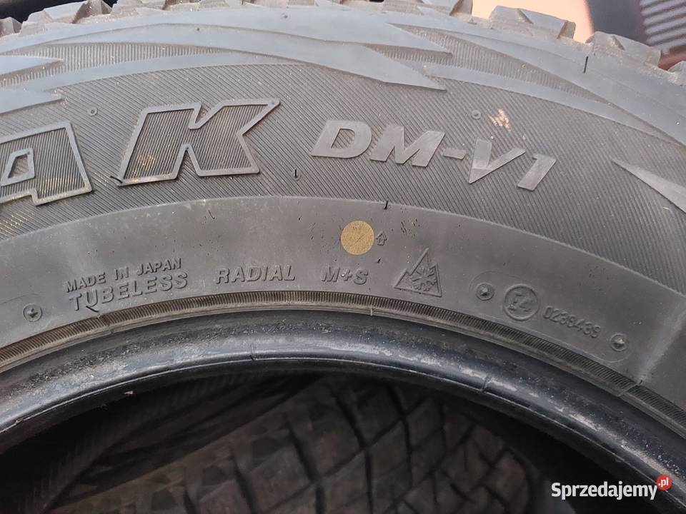 Opony zimowe 265 65 r17 Toyota Hilux i inne Pozostałe Miłków sprzedam