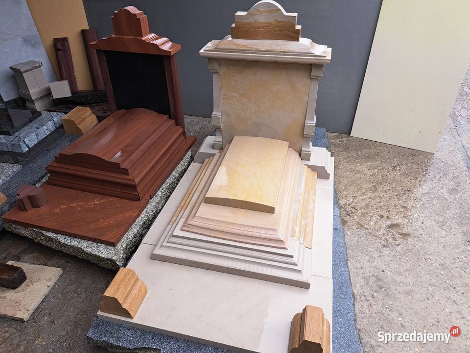 NAGROBEK URNOWY RZEZBIONY świętokrzyskie Janaszów