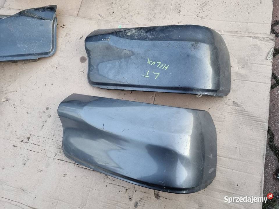 NAROŻNIK ZDERZAKA PRAWY TYŁ TOYOTA HILUX VIII