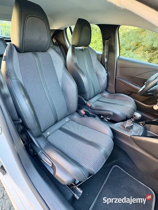 Peugeot 208 15 hdi 2021 Rok produkcji 2021