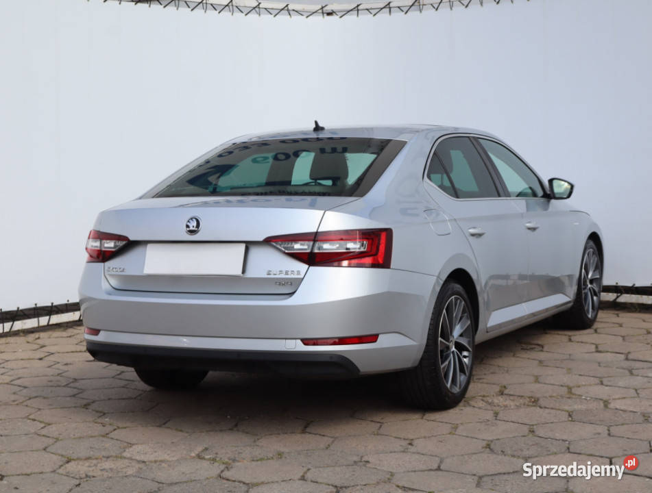 Skoda Superb 20 TDI podgrzewane fotele sprzedam