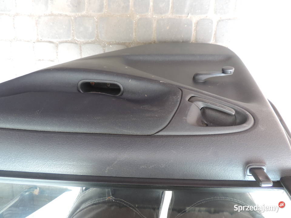 DRZWI PRAWY TYŁ TOYOTA YARIS I HB FL 1E7