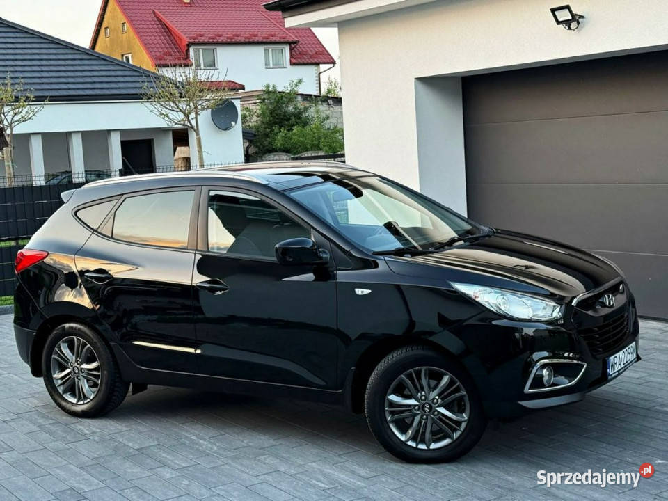 Hyundai ix35 16i 135 6B Panorama Navigacja Skóra gniazdo USB Radom sprzedam