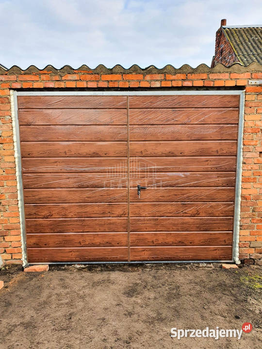 Bramy garażowe na wymiar dwuskrzydłowe ocieplone Lubin
