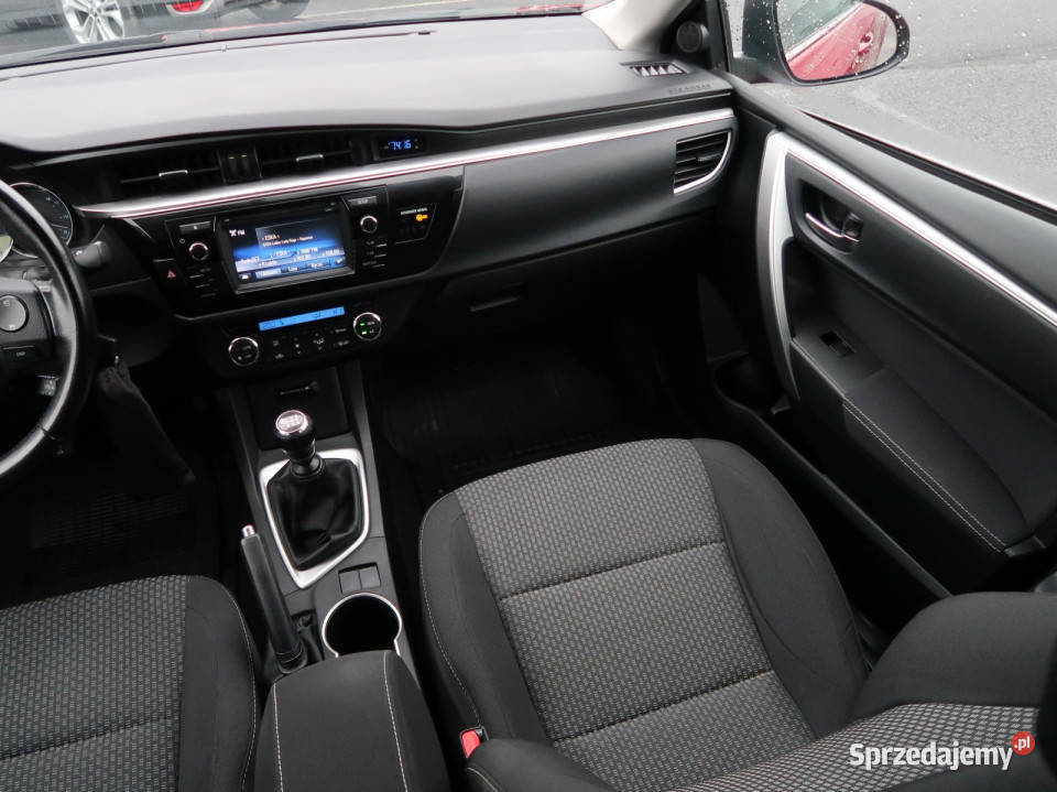 Toyota Corolla 16 Valvematic kamera cofania