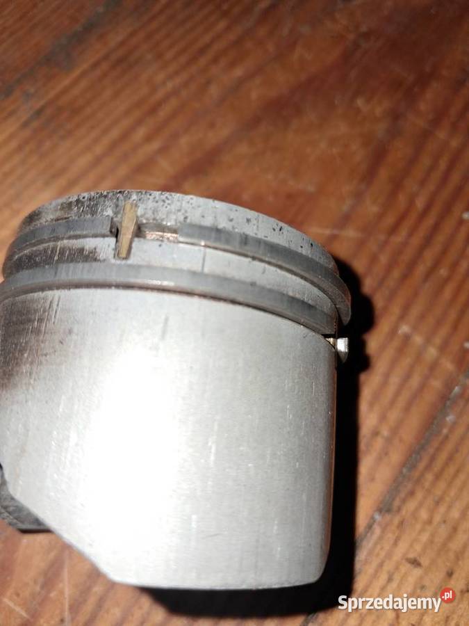 Cylinder z tłokiem piła tajga Tajga ruska 214 Cylindry, głowice, pierścienie Zalesie Górne