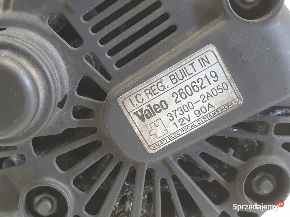 ALTERNATOR Hyundai i20 14 CRDI 373002A050 valeo Rudka
