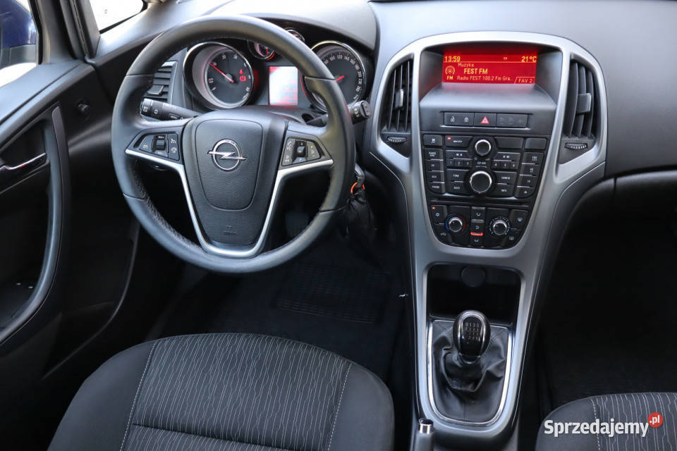 Opel Astra 16 CDTI ASR (kontrola trakcji) Zabrze sprzedam
