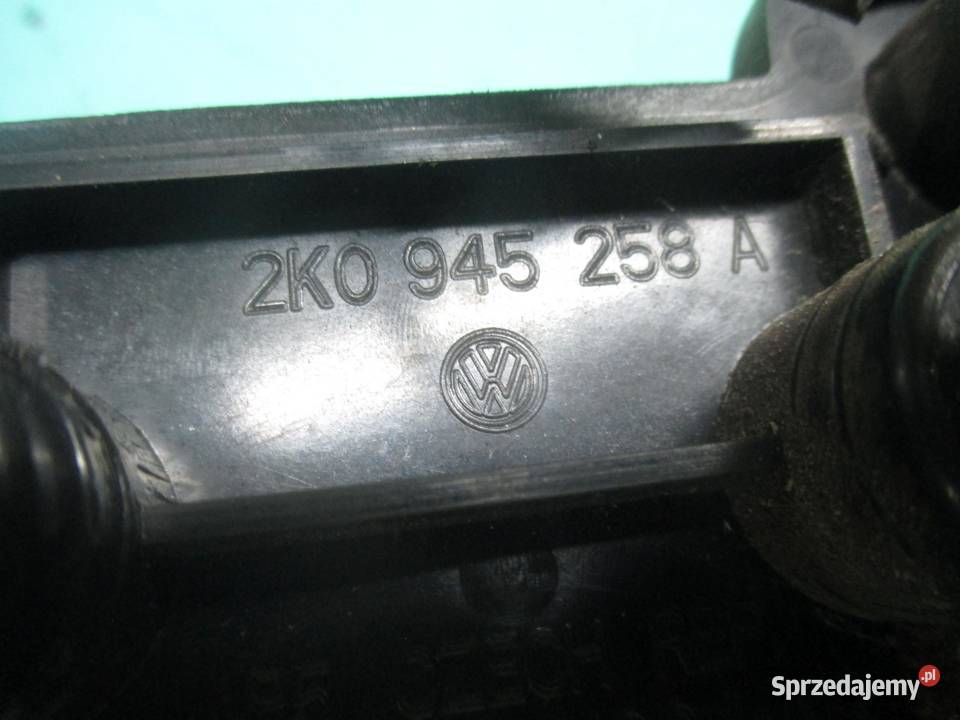 VOLKSWAGEN CADDY III 10r lampa lewa tył świętokrzyskie