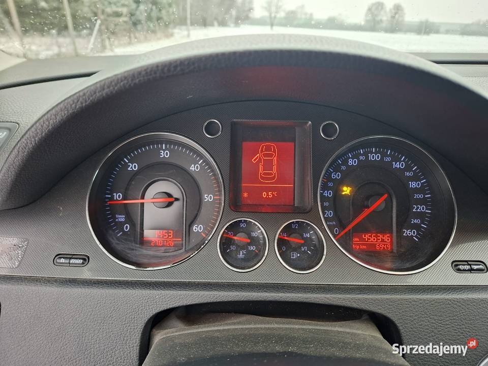 Passat B6 20 TDI 6 biegowy lakier metallic Chodzież
