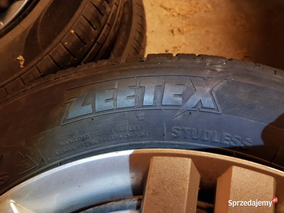 Opony zimowe 205x60 R16 2022r Zeetex WP1000 2000cm3 Warszawa