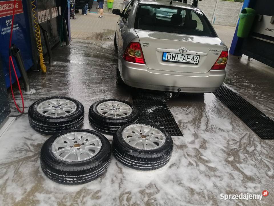 Corolla e12 14vvti LPG sedan gniazdo USB Brzeg Dolny
