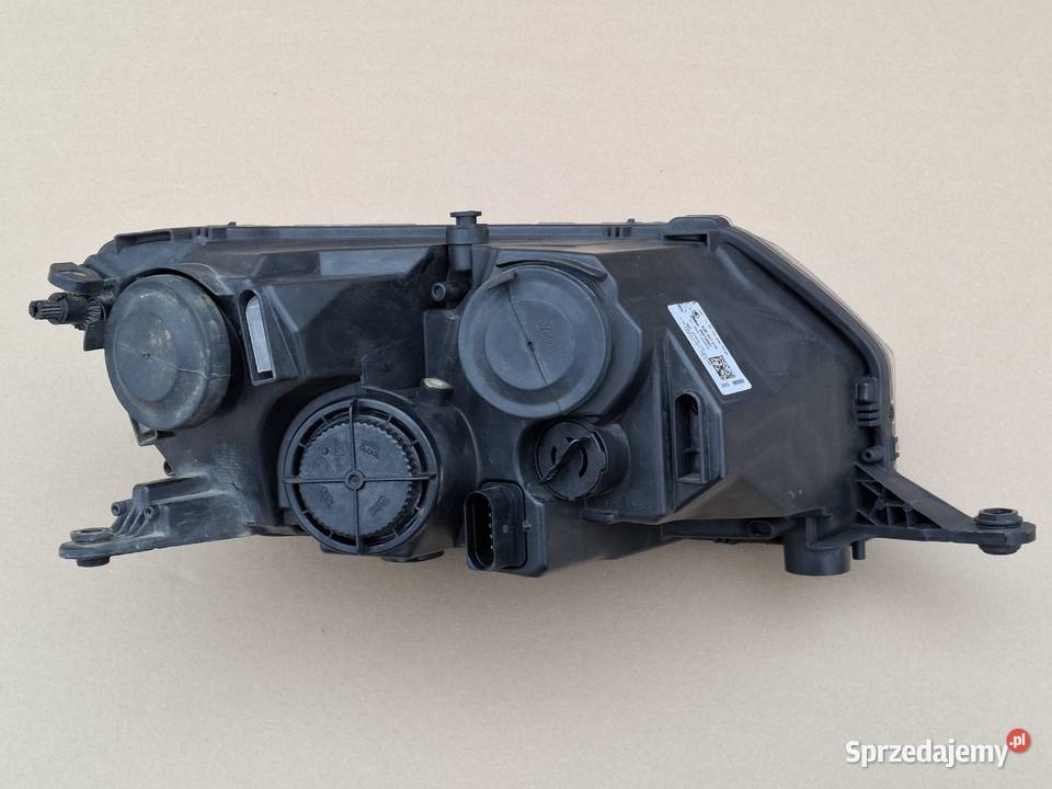 SKODA RAPID REFLEKTOR LEWY H7 LAMPA LEWA Bieleń