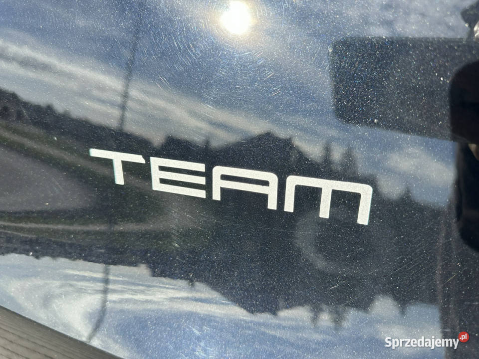 Volkswagen Golf TDI nawigacja czujniki przód i podgrzewane fotele sprzedam
