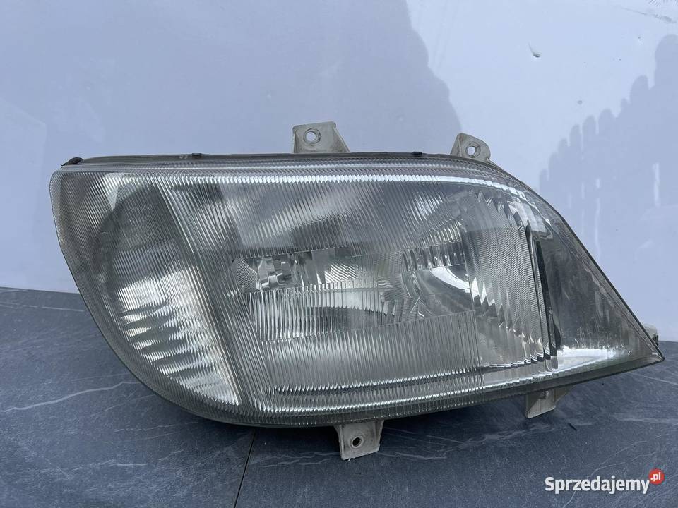 MERCEDES SPRINTER PRAWA LAMPA PRZÓD Ostroróg sprzedam