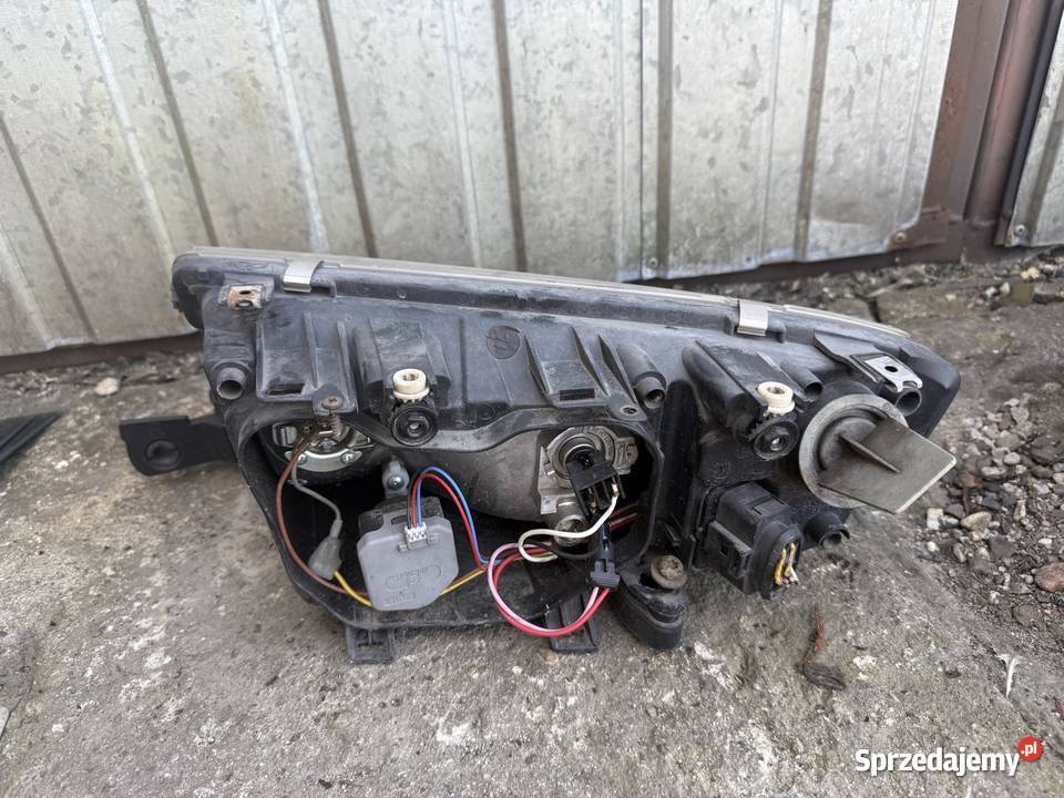 Lampa prawa przód Skoda Fabia I osobowe Ostrów Wielkopolski