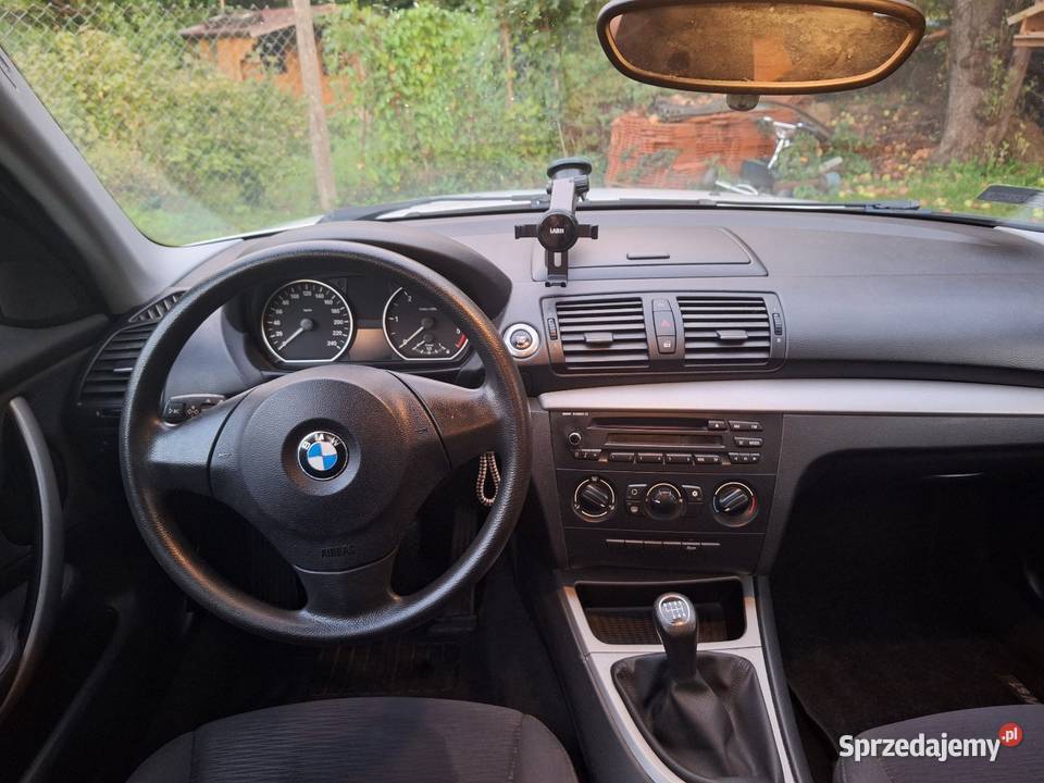 BMW 116D Zadbana w jednych rękach w Polsce 2017r autoalarm Chrząstowice