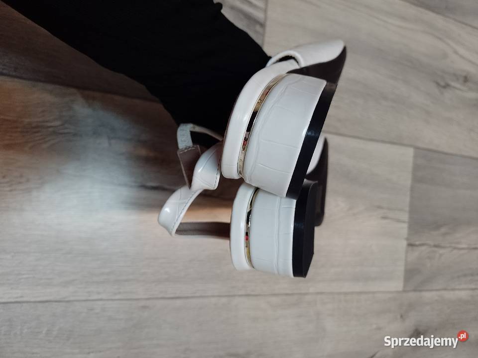 40 Ekskluzywne białe baleriny czółenka Kraków