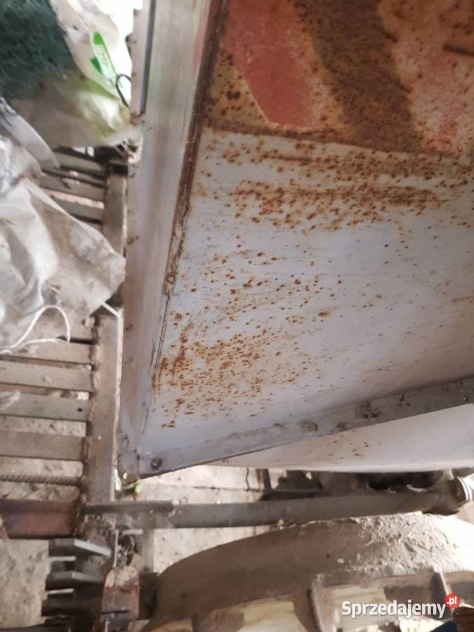 Sadzarka do ziemniaków s211 na pasach do Siewniki i sadzarki Piestrzec