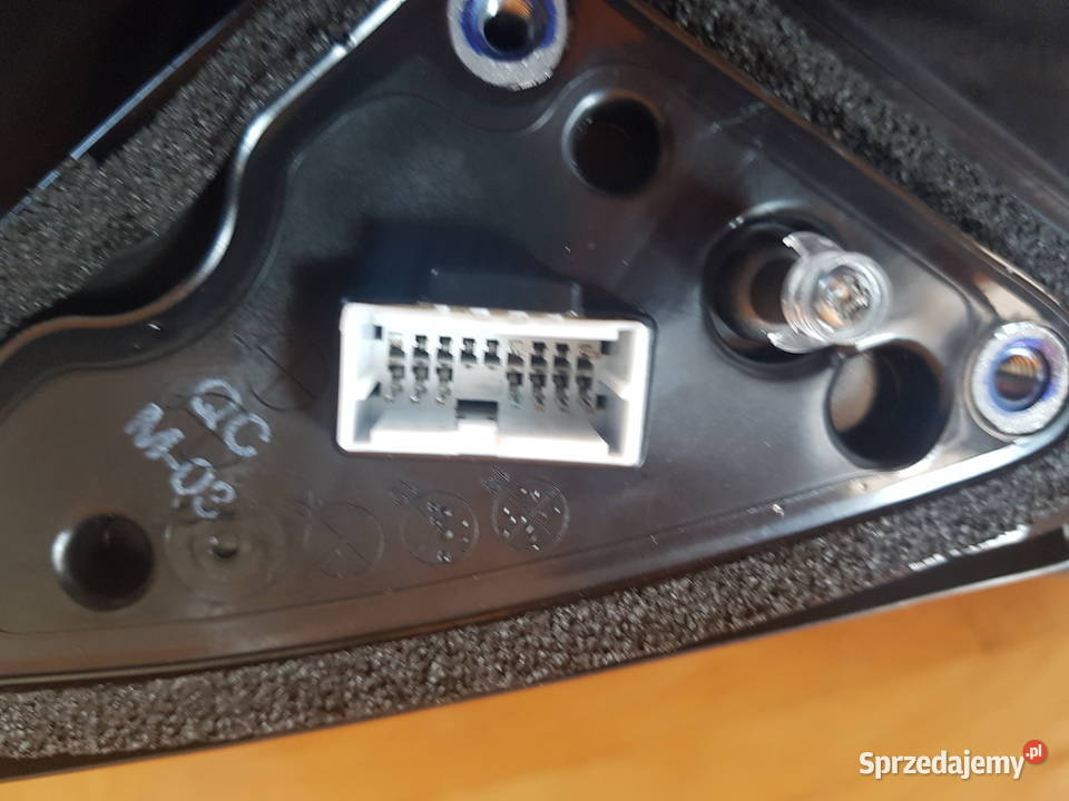 KIA CEED II LUSTERKO PRAWE 10 PIN 1217r Kraków sprzedam