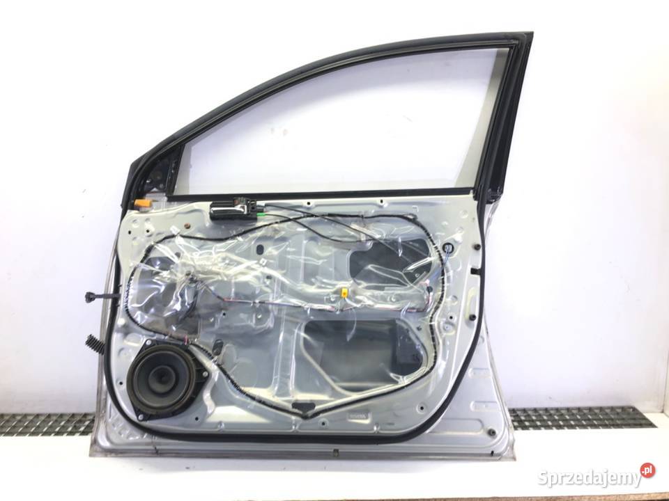 DRZWI PRAWY PRZÓD TOYOTA AVENSIS T25 Hatchback Drzwi