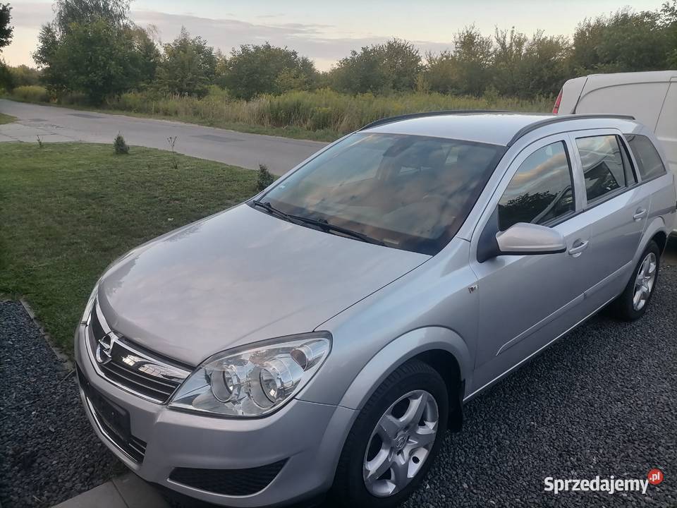 Opel Astra H 16 benz 116 2008 benzyna Piotrków Trybunalski