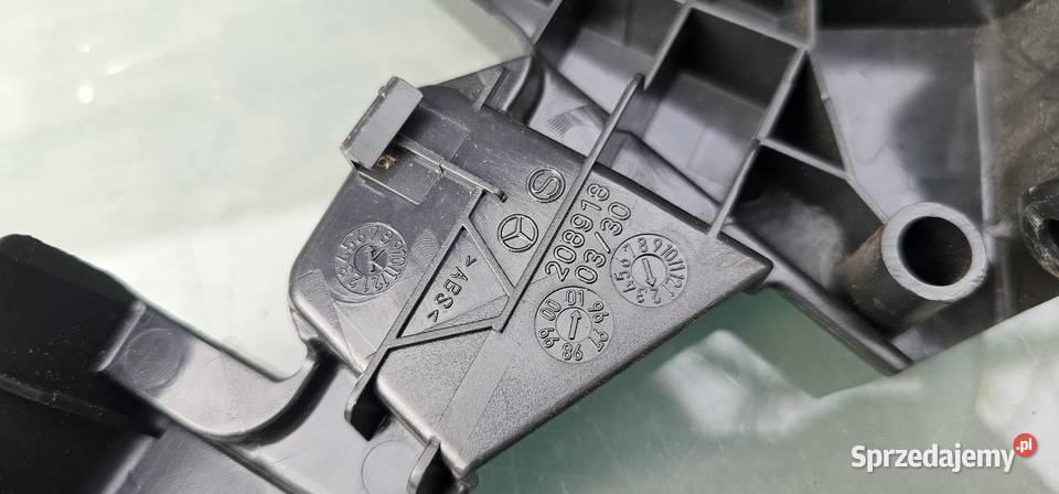 Osłona fotela lewy przód mercedes clk w208 Zbąszyń