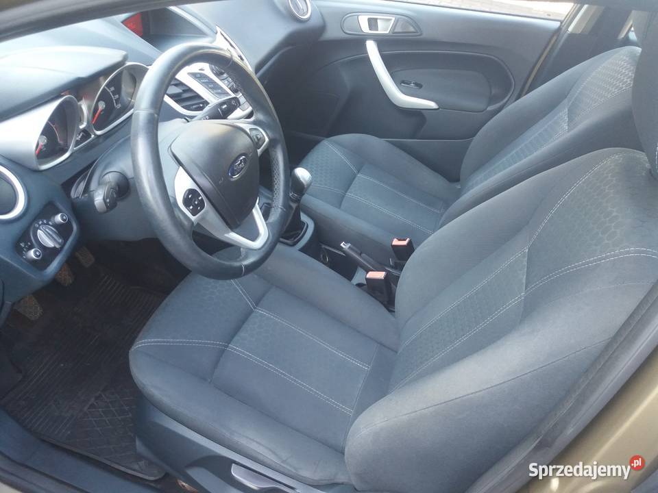 ford fiesta 2011 16 TDCi moc 95 sprzeda Gliwice