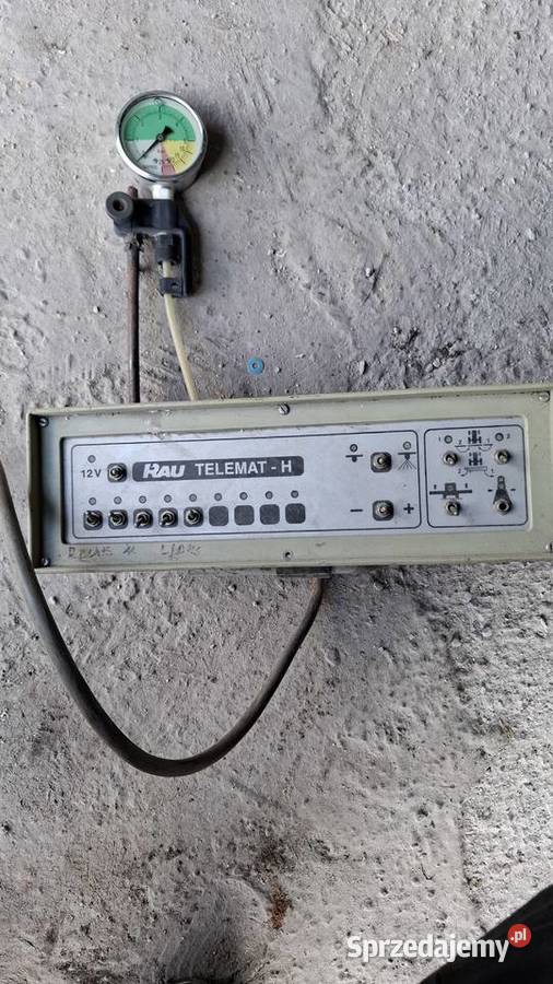 Rozdzielacz z komputerem opryskiwacz rau