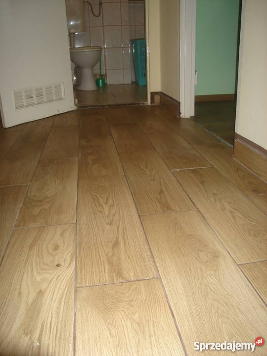 Mieszkanie dwupokojowe 40 m2 Oława parter os Rok budowy 1972