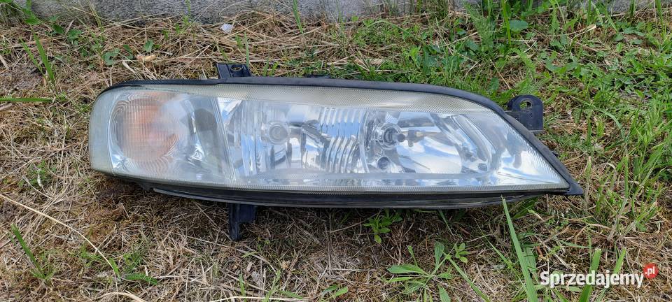 Reflektory lampy Vectra B śląskie sprzedam