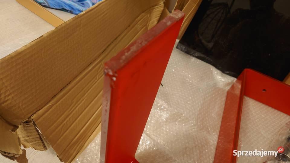 Ława szklana czarna czerwone nogi 110x60 Zielona Góra