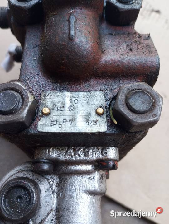 Rozdzielacz hydrauliczny Bizon kombajn zbożowy dolnośląskie Legnica