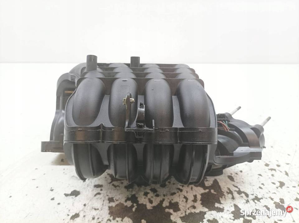 KOLEKTOR SSĄCY 12 16V Hyundai i20 I 20082014