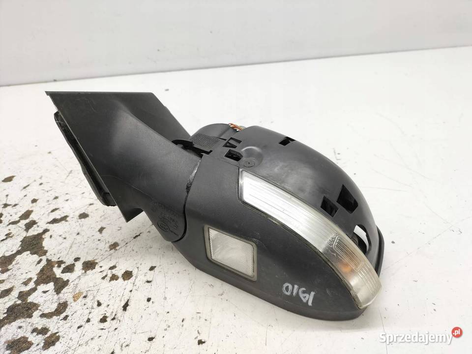 LUSTERKO LEWE 8PIN EUROPA Ford Focus Mk3
