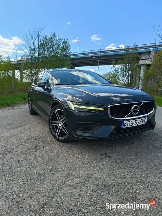 Volvo V60 II D3 20 Diesel Automat 8HP Momentum Oświęcim