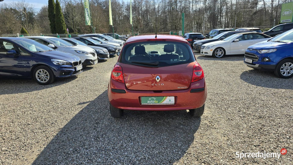 Renault Clio Benzyna 16 III 20052012 klimatyzacja Zieleniewo