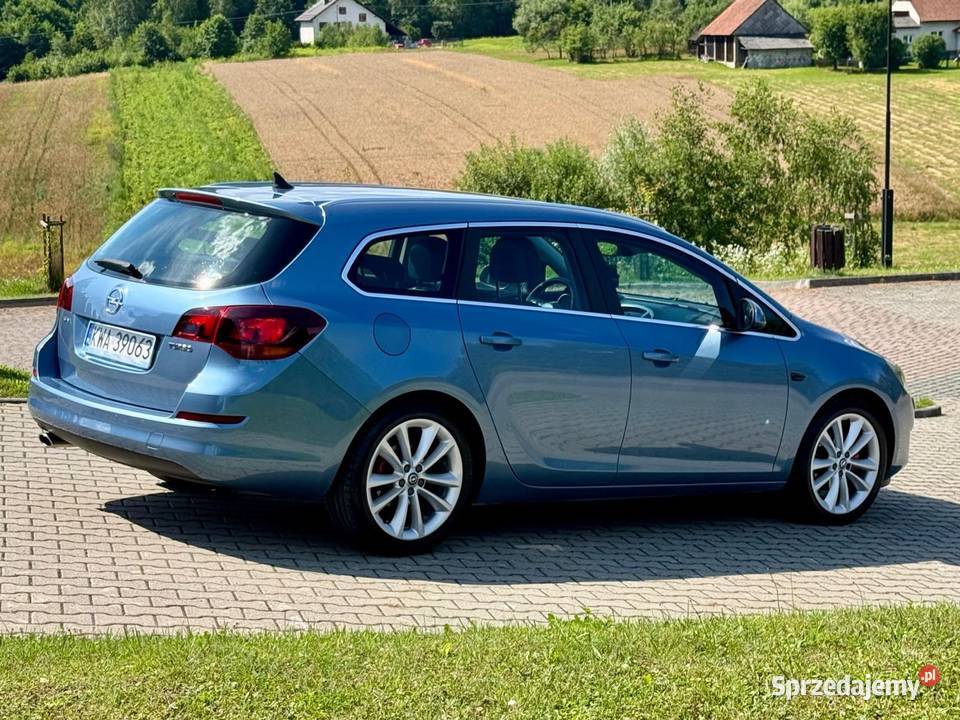 Opel Astra J 14 Turbo 140 Wadowice