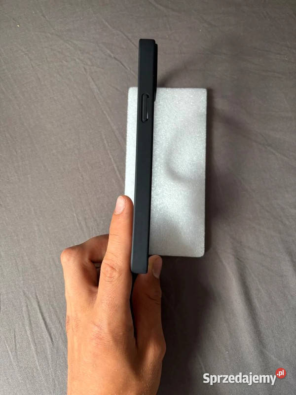 Etui IPhone 14 MagSafe Cover czarne mocne małopolskie Brzesko